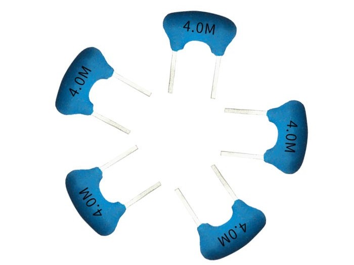 COCKEY供應(yīng)4MHZ 3腳藍(lán)色插件陶振 COCKEY供應(yīng)4MHZ 3腳藍(lán)色插件陶振